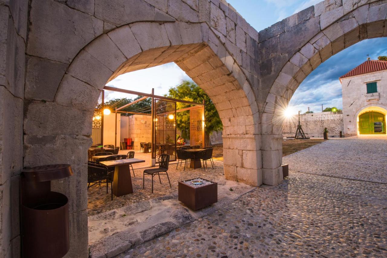 Heritage Hotel Maskovica Han Pakoštane Exterior foto